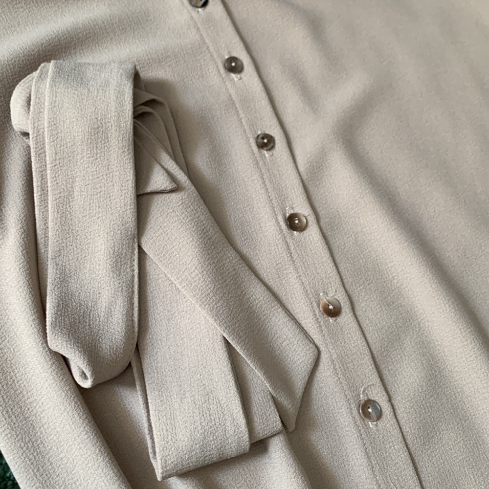 Wukogals Beige Lightweight Textured Shirtdress - Picture 9 of 9
